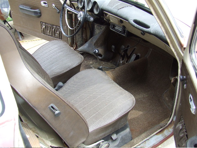 Interior.jpg