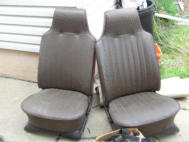 FrontSeats2.jpg